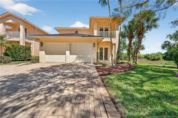 $899,000 | 11907 Southeast Plandome Drive, Hobe Sound, FL 33455