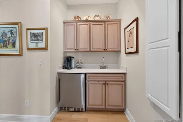 $899,000 | 11907 Southeast Plandome Drive, Hobe Sound, FL 33455