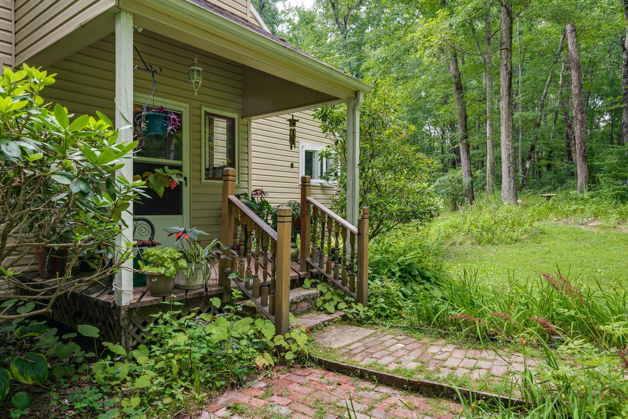 880 Randolph Road Crossville, TN 38571 - Photo 12 of 32 Gallery Image 12