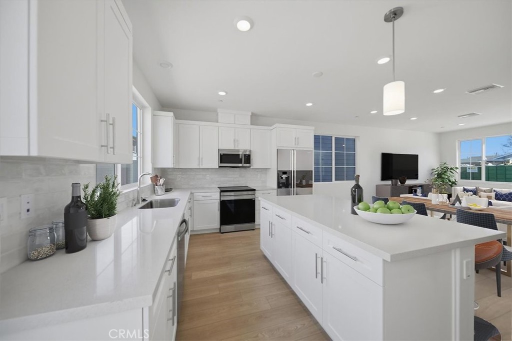 4862 Arroyo Run Moorpark, CA 93021 - Photo 6 of 30 PHOTOS ARE OF MODEL MATCH AND HAVE BEEN VIRTUALLY STAGED. INTERIOR AND EXTERIOR FINISHES MAY VARY