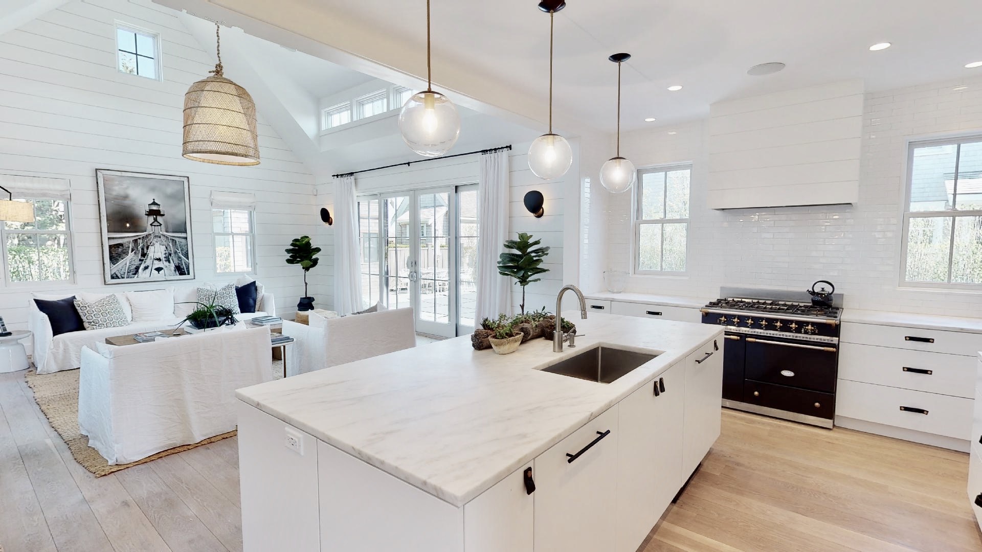 33 Pilgrim Road Nantucket, MA 02554 - Photo 13 of 63 Gallery Image 13