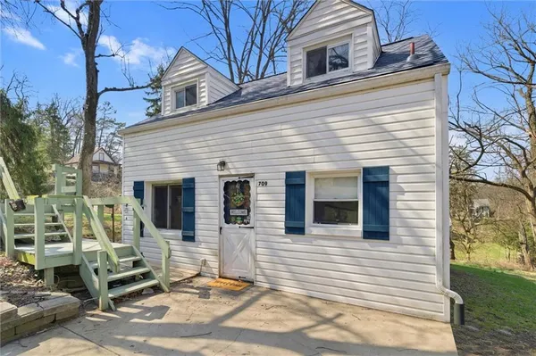 $150,000 | 709 Hillgrove Avenue, Pittsburgh, PA 15216