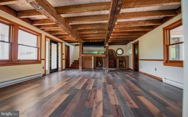 $814,900 | 718 Turkey Path Road, Linden, PA 17744