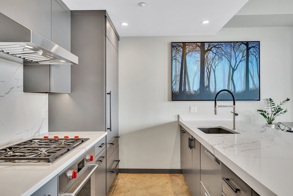 40 Fay Street, Unit 704 Boston, MA 02118 - Photo 17 of 27