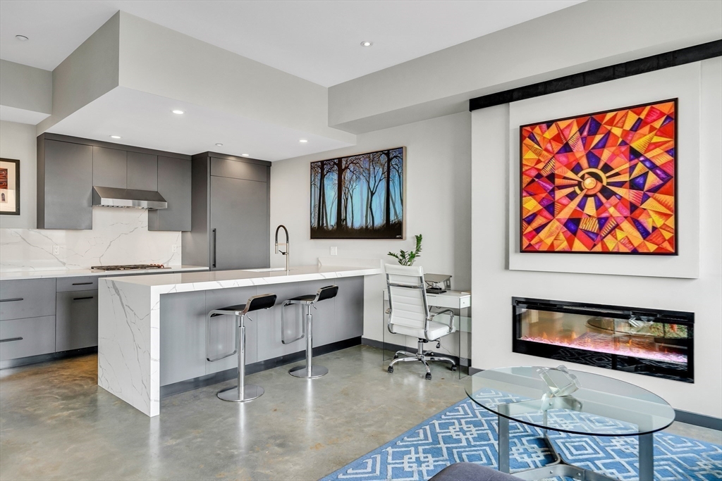 40 Fay Street, Unit 704 Boston, MA 02118 - Photo 18 of 27