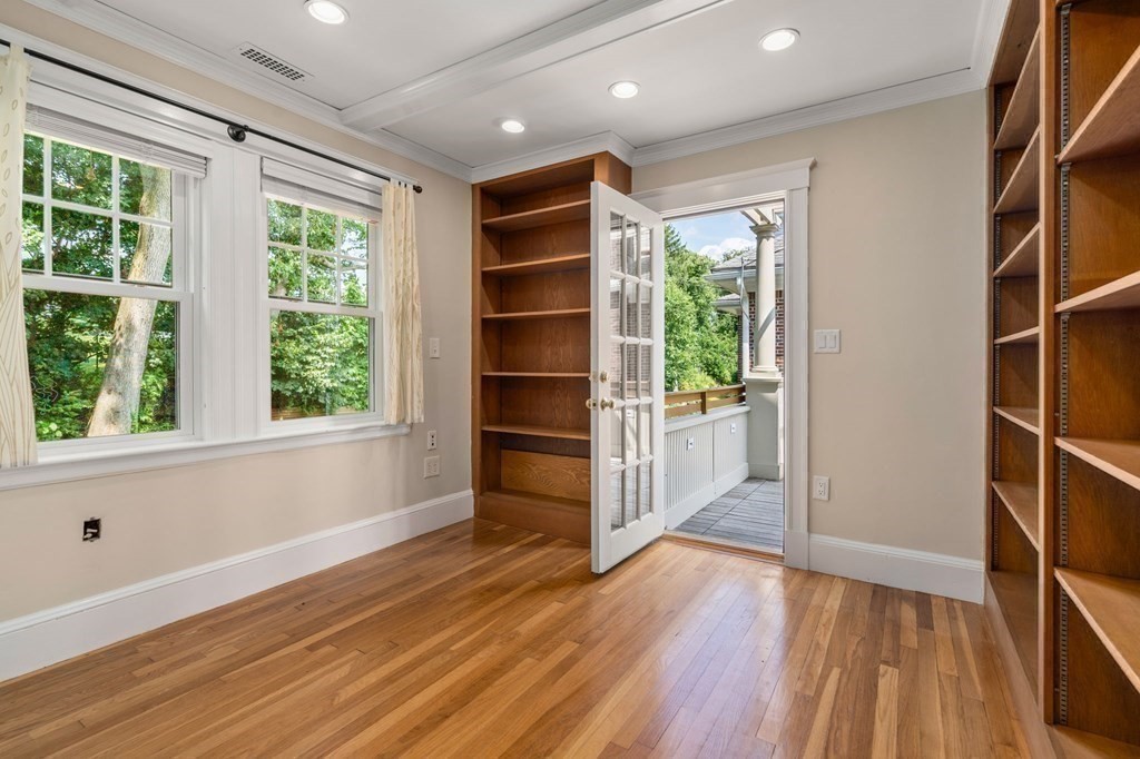 15 Arden Road Watertown, MA 02472 - Photo 16 of 30 Gallery Image 16