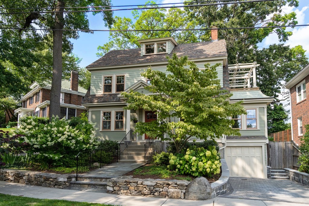 15 Arden Road Watertown, MA 02472 - Photo 3 of 30 Gallery Image 3
