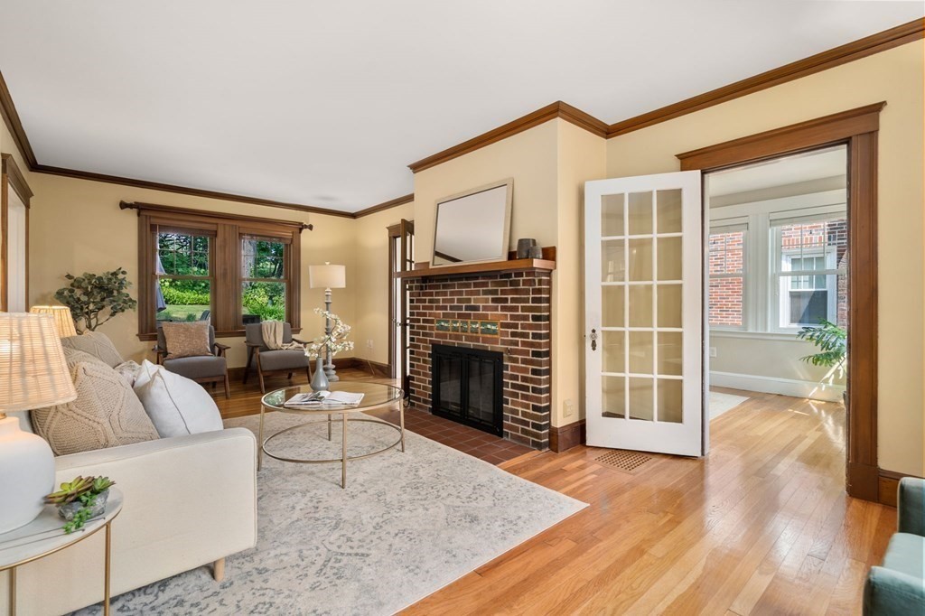 15 Arden Road Watertown, MA 02472 - Photo 5 of 30 Gallery Image 5
