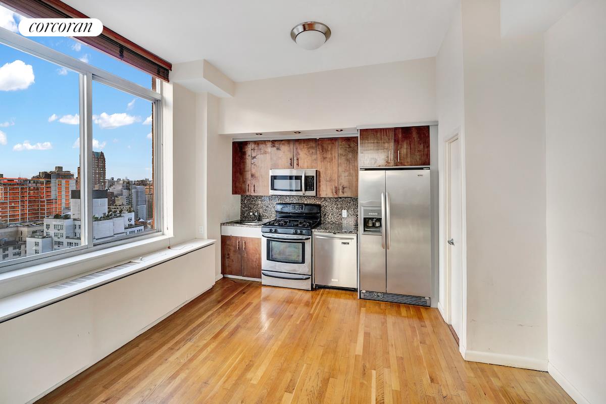 343 East 74th Street, Unit PH34D Manhattan, NY 10021 - Photo 10 of 16