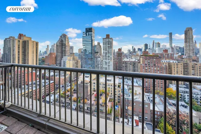 $1,195,000 | 343 East 74th Street, Unit PH34D | Lenox Hill