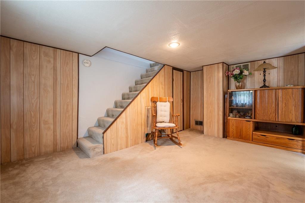 387 Spring Street Yukon, PA 15698 - Photo 15 of 23 Gallery Image 15