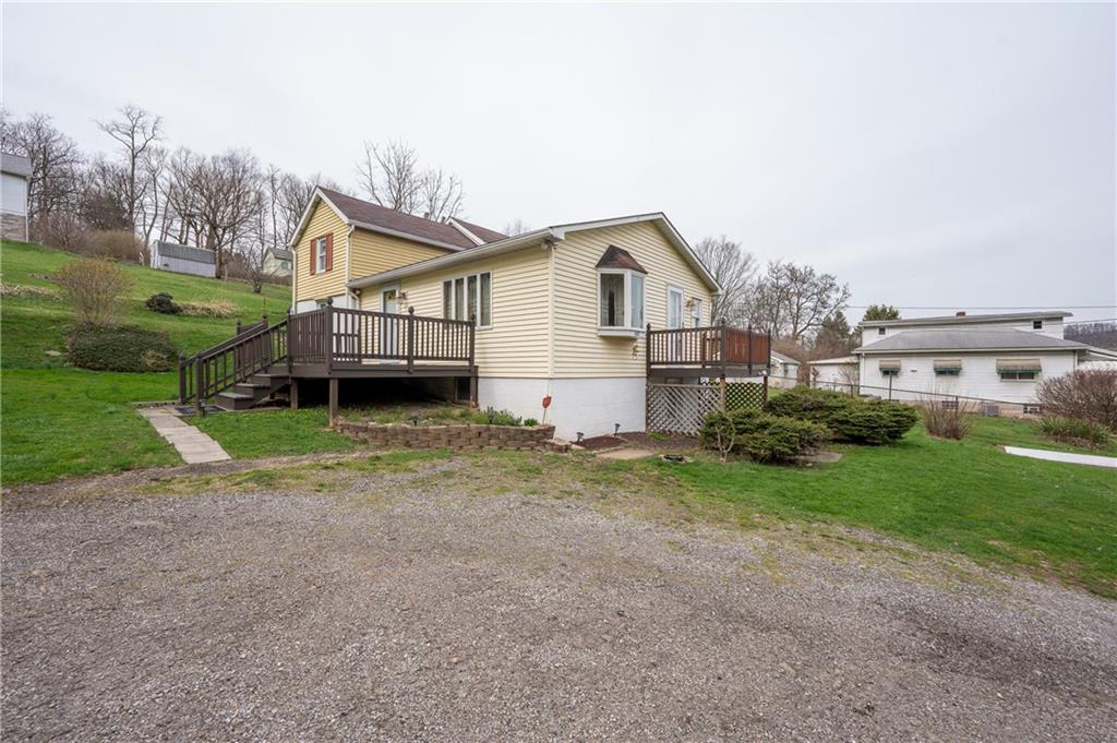 387 Spring Street Yukon, PA 15698 - Photo 3 of 23 Gallery Image 3