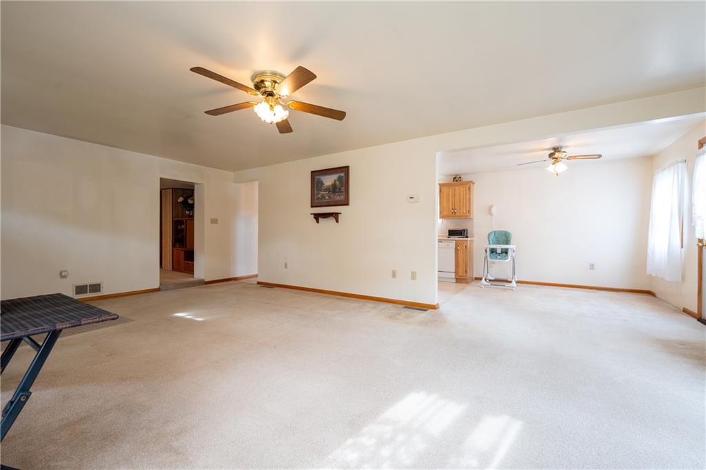 387 Spring Street Yukon, PA 15698 - Photo 5 of 23 Gallery Image 5