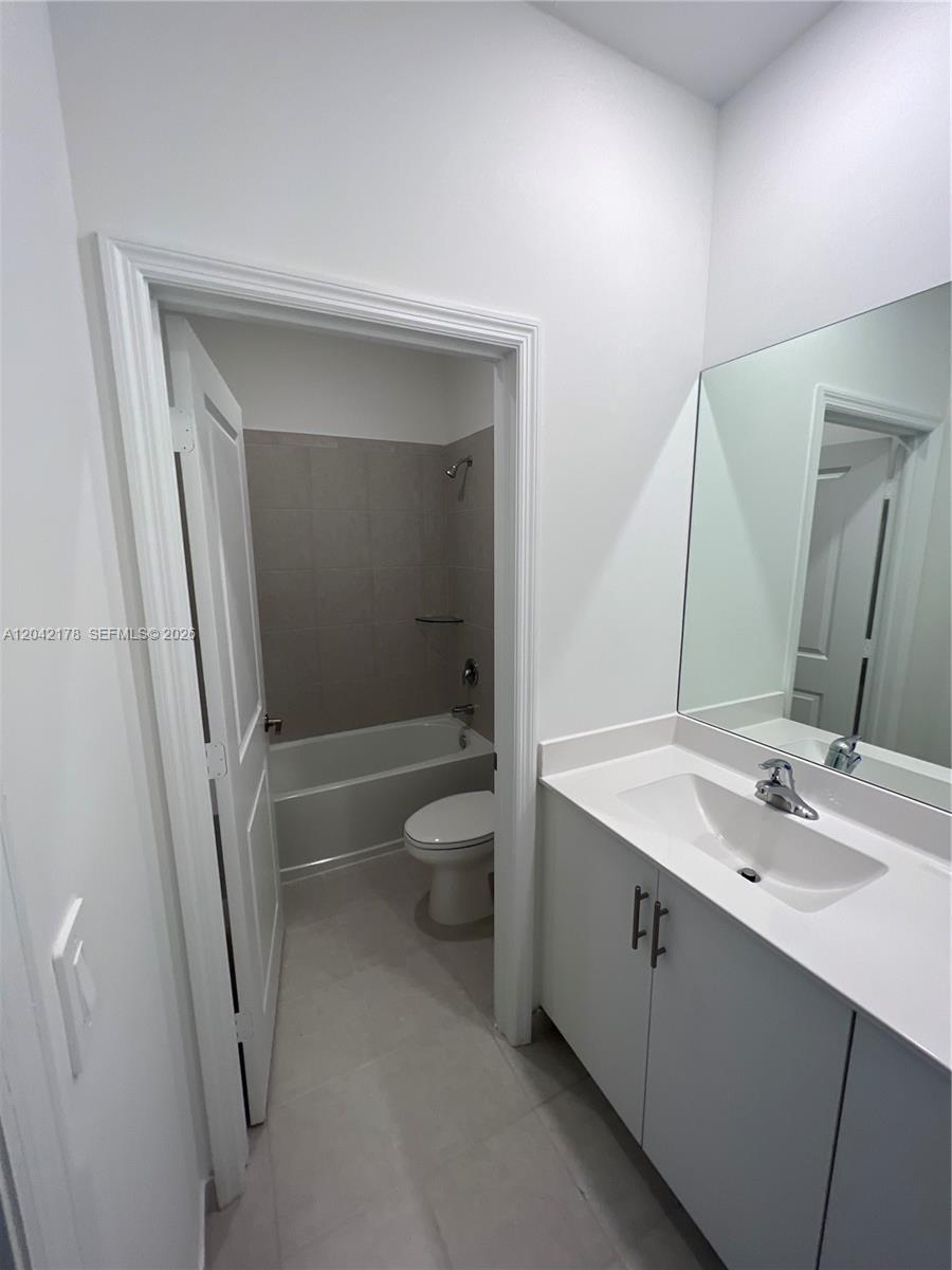 11936 Southwest 240th Street Homestead, FL 33032 - Photo 17 of 25