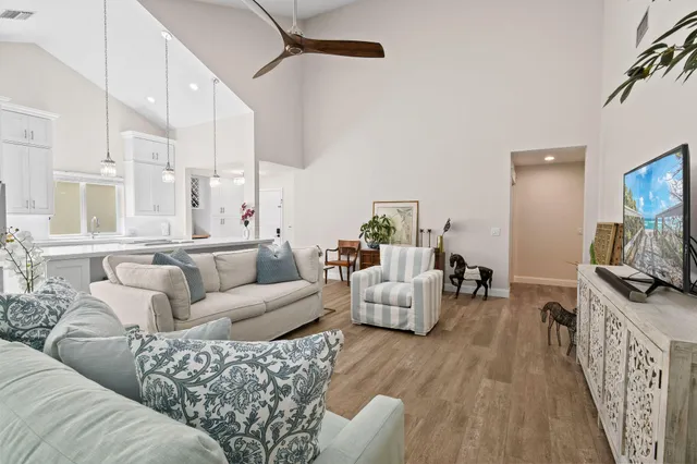 $1,275,000 | 125 Sand Pine Drive, Jupiter, FL 33477