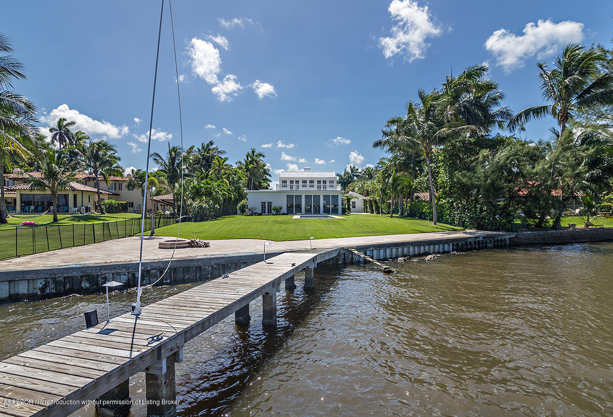 3130 Washington Road West Palm Beach, FL 33405 - Photo 26 of 33 a view of a swimming pool with a yard