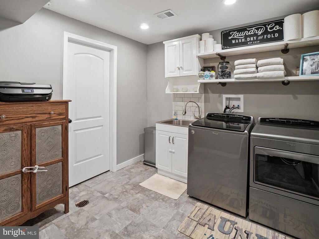 11791 Rowe Road Monrovia, MD 21770 - Photo 25 of 55 Laundry Room