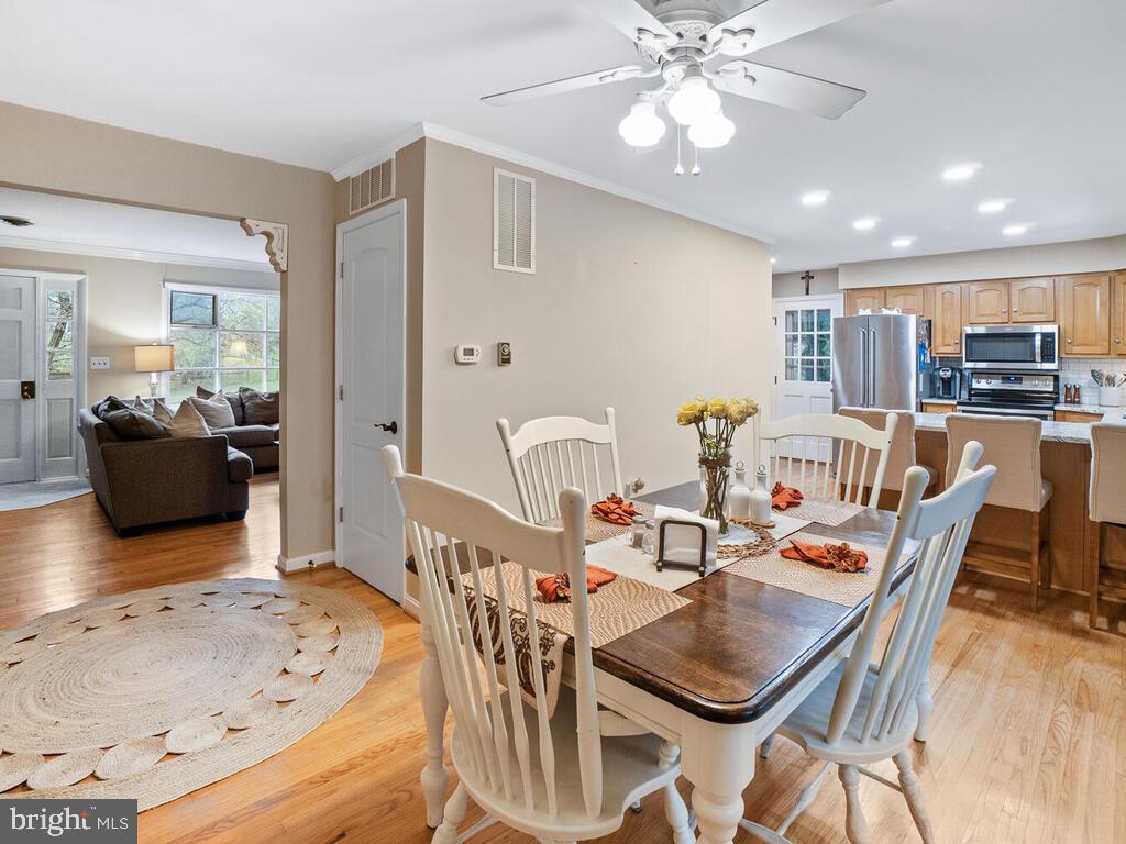 11791 Rowe Road Monrovia, MD 21770 - Photo 8 of 55 Dining Area
