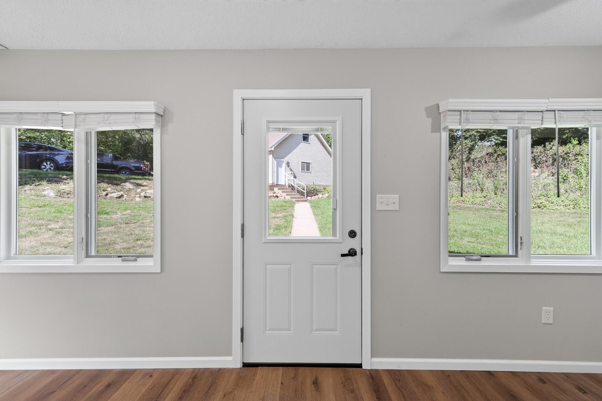 20192 Akin Road Farmington, MN 55024 - Photo 5 of 52 Gallery Image 5