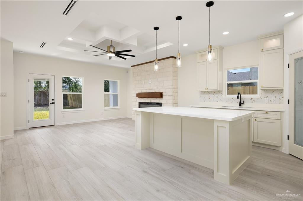 5204 Shalom Drive Edinburg, TX 78539 - Photo 5 of 22