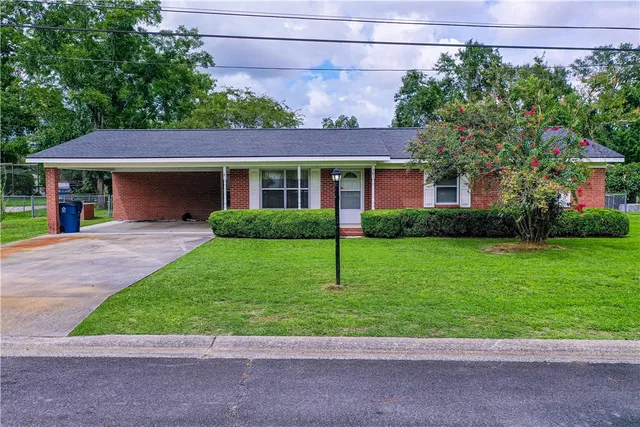 $189,900 | 1261 Lake Street, Waycross, GA 31503