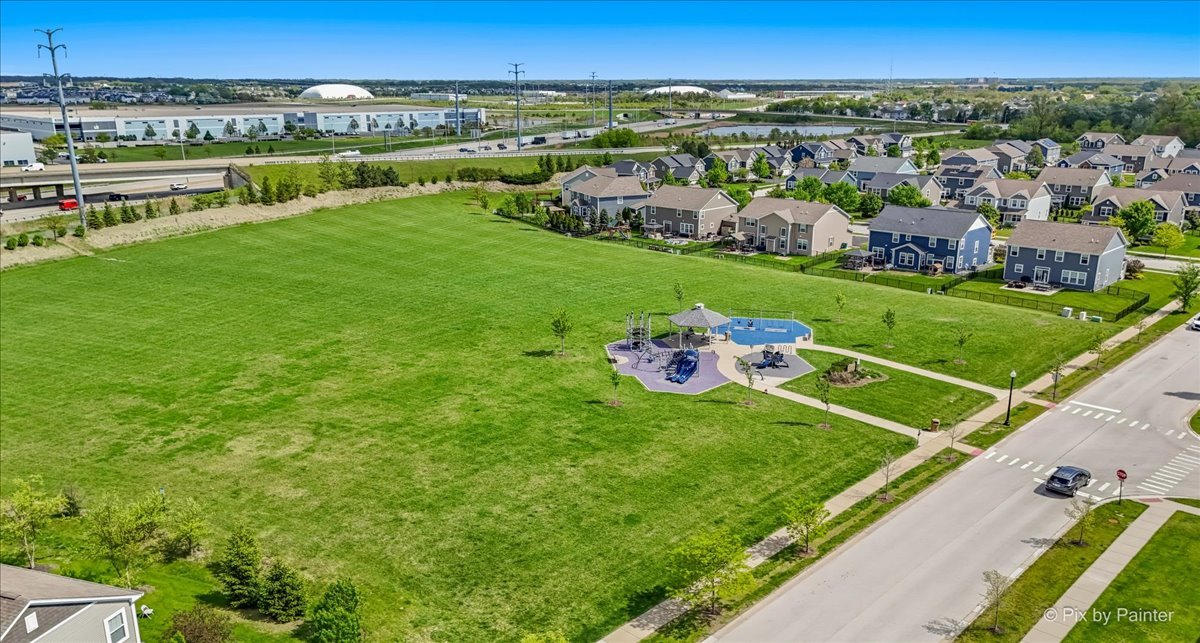 16207 West Switch Grass Road Lockport, IL 60441 - Photo 37 of 45 a view of a city
