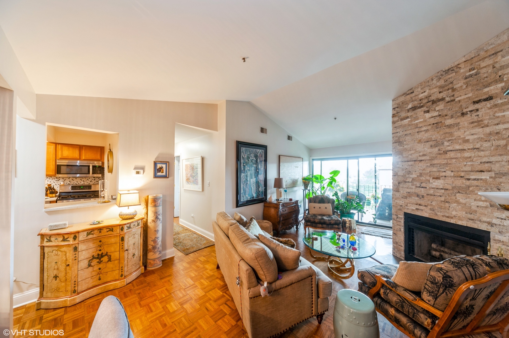 700 Weidner Road, Unit 304 Buffalo Grove, IL 60089 - Photo 3 of 10