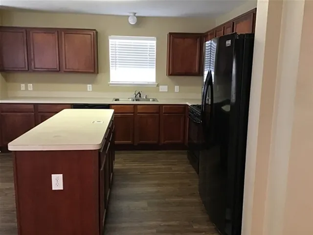 $2,185 | 11322 Flying Geese Lane, Tomball, TX 77375