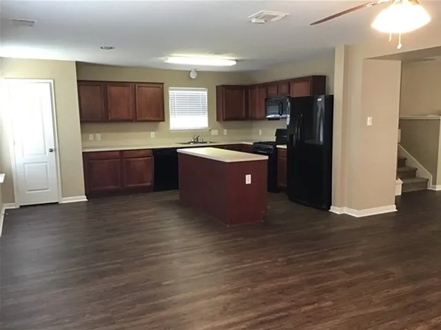 $2,185 | 11322 Flying Geese Lane, Tomball, TX 77375