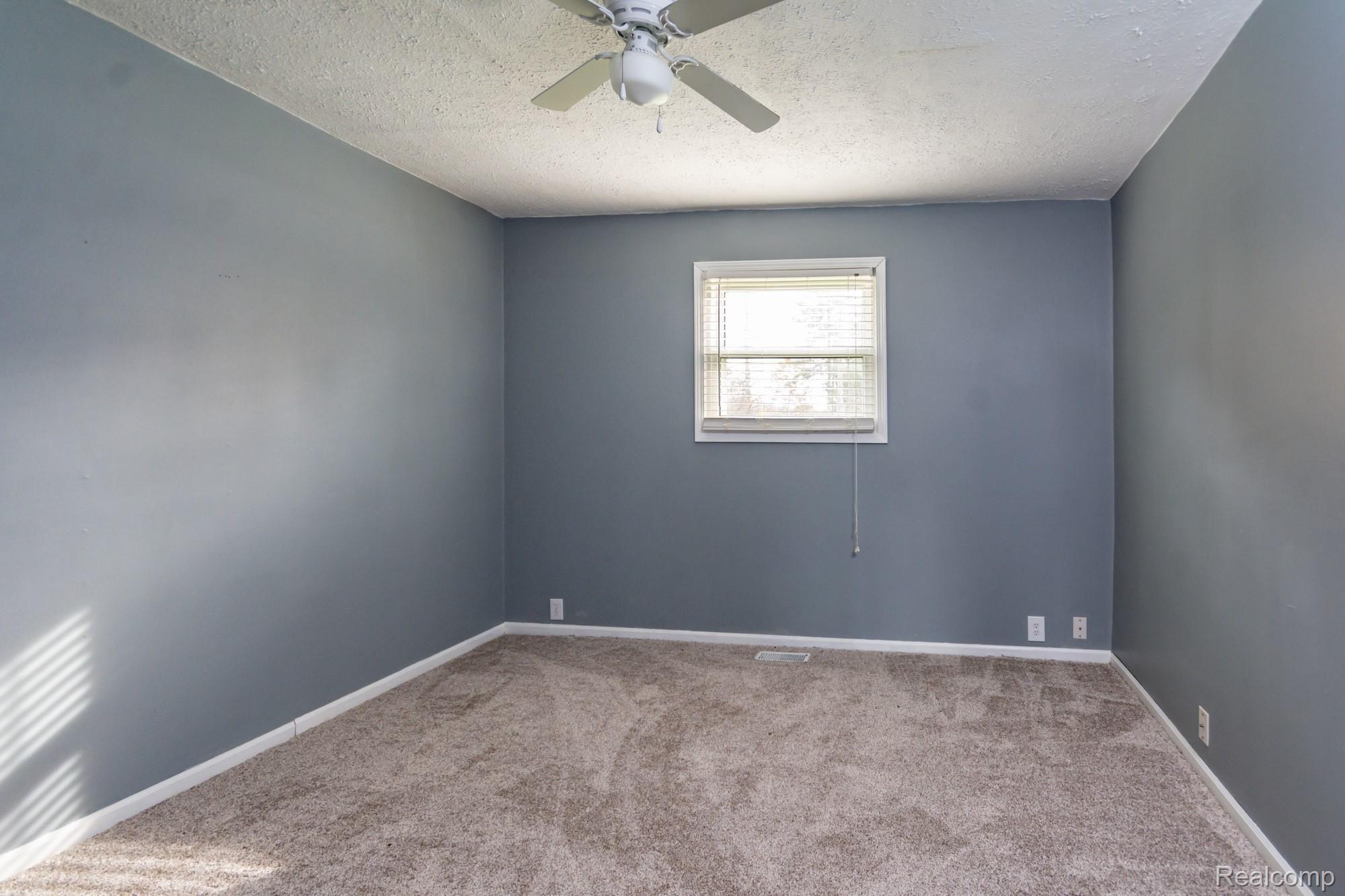 3801 Lansing Road Bancroft, MI 48414 - Photo 23 of 34 DSC_6493.jpg