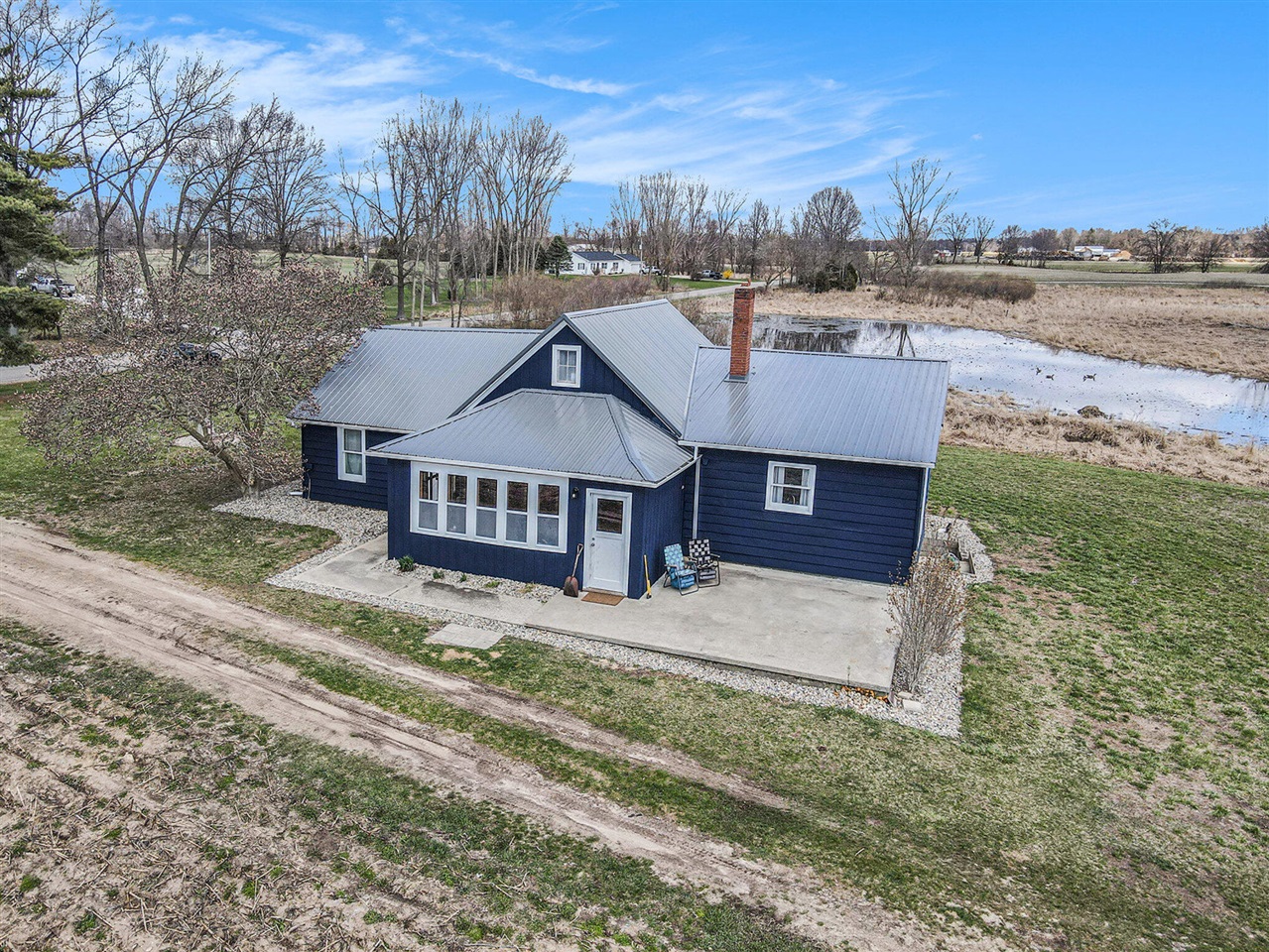 30725 Orla Engle Road Colon, MI 49040 - Photo 2 of 18