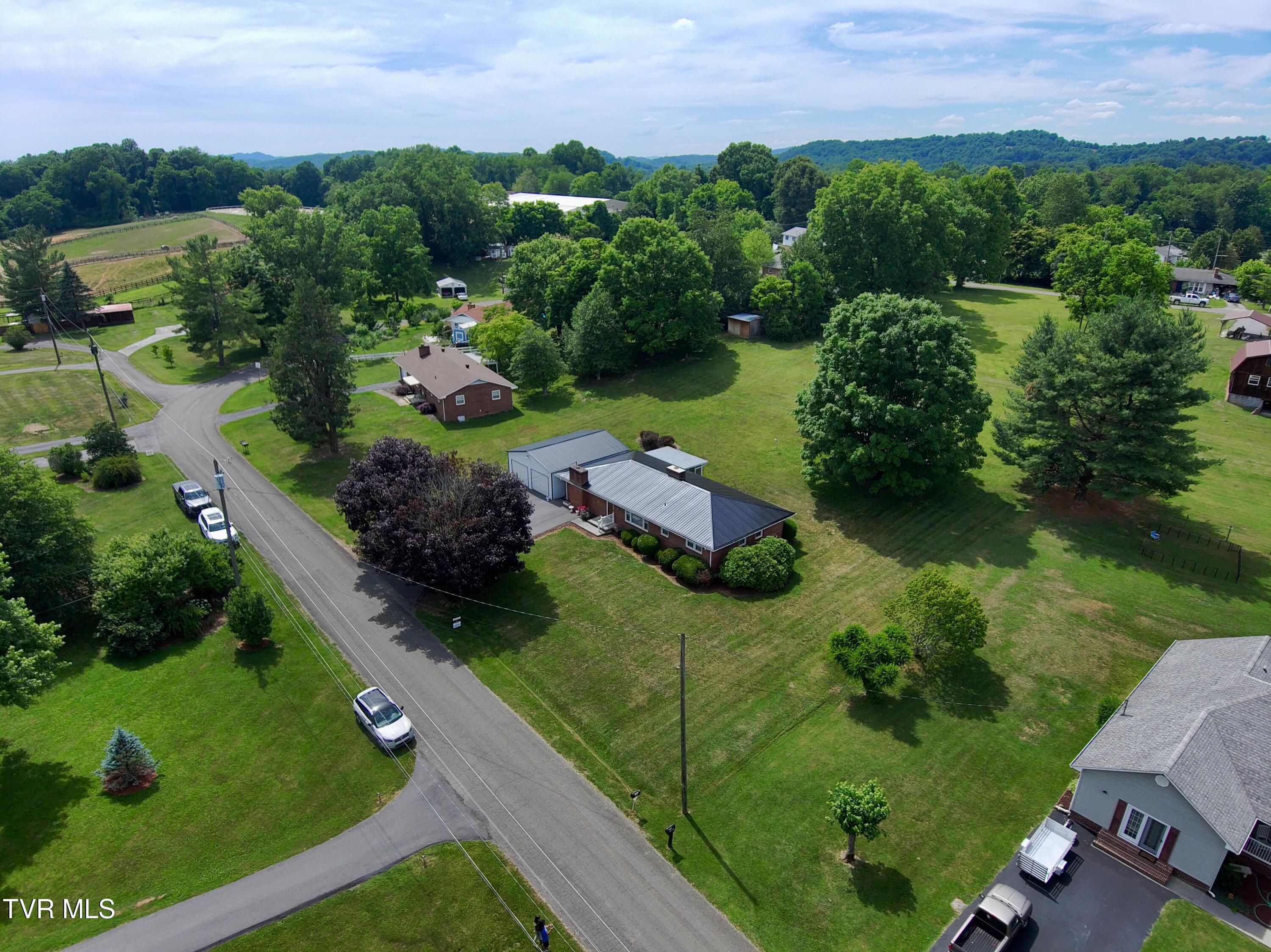 20495 Blue Spruce Road Bristol, VA 24202 - Photo 24 of 24 Drone 5.jpeg bs