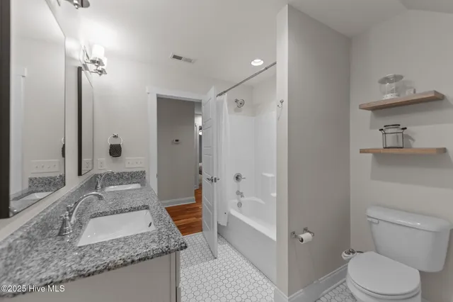 $555,000 | 110 P3104, West End, NC 27376