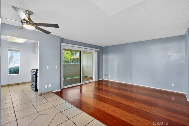 $1,800 | 2554 Olive Drive, Unit 165, Palmdale, CA 93550