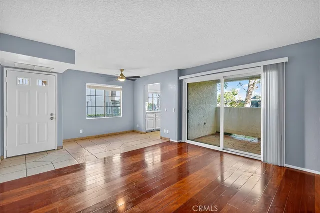 $1,800 | 2554 Olive Drive, Unit 165, Palmdale, CA 93550