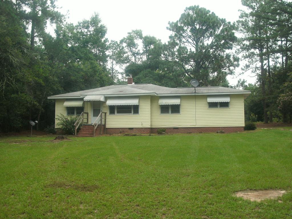 4010 Vaucluse Road Aiken, SC 29801 - Photo 1 of 17