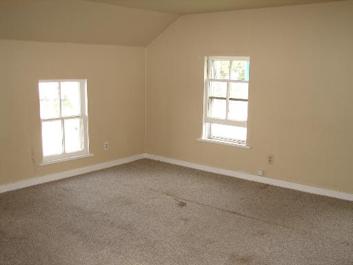 804 Claim Street Aurora, IL 60505 - Photo 10 of 14