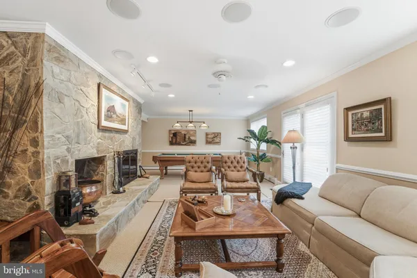 $2,295,000 | 304 Chesapeake Drive, Great Falls, VA 22066