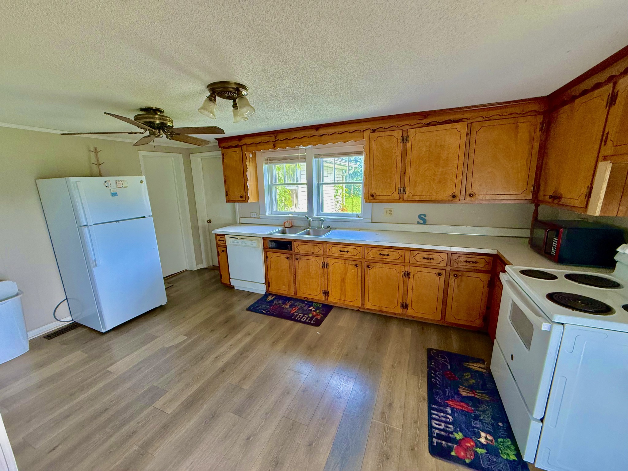 560 State Line Road Loretto, TN 38469 - Photo 6 of 22
