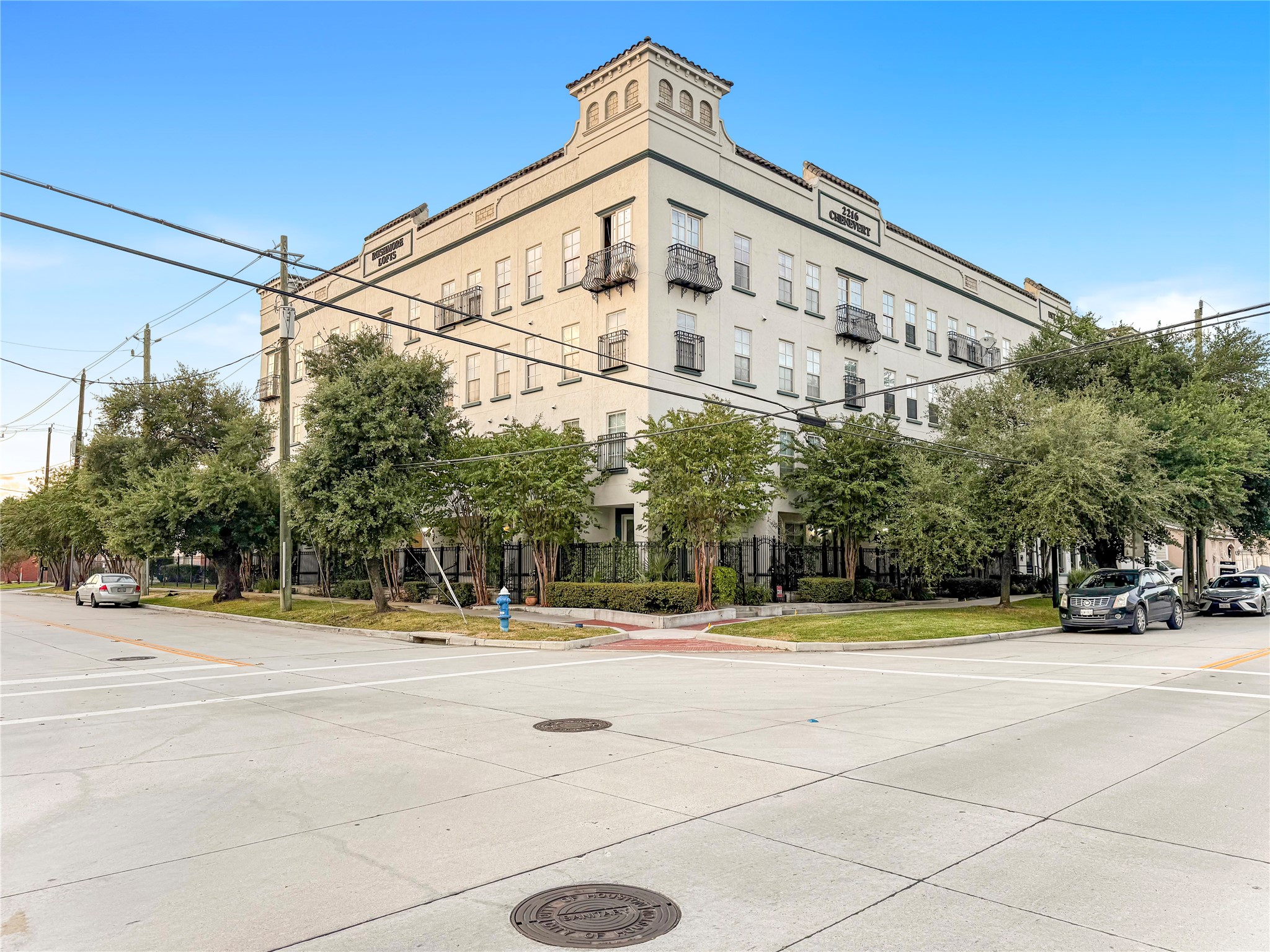 2216 Chenevert Street, Unit 4 Houston, TX 77003 - Photo 2 of 23 a view of a tall building next to a road