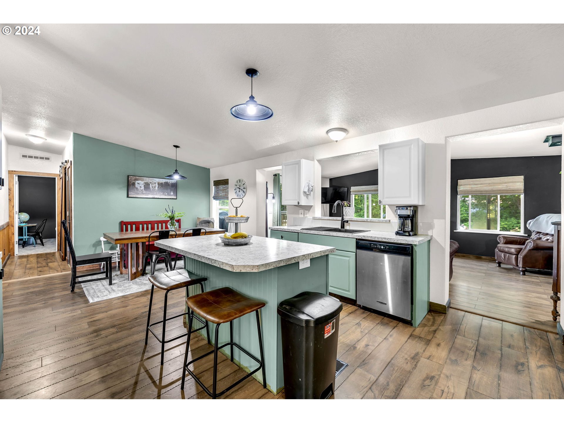 121 Vada Road Carson, WA 98610 - Photo 9 of 39 Gallery Image 9