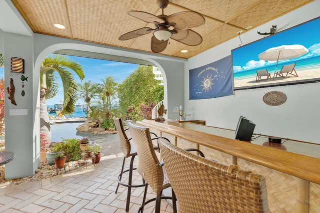 $2,975,000 | 159 Atlantic Cir Drive, Tavernier, FL 33070