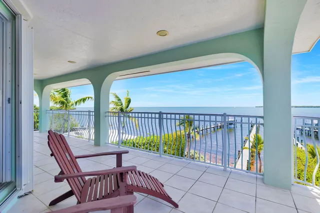 $2,975,000 | 159 Atlantic Cir Drive, Tavernier, FL 33070