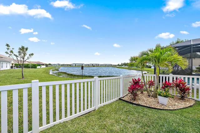 $525,000 | 11534 Southwest Glengarry Court, Port St. Lucie, FL 34987