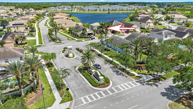 $525,000 | 11534 Southwest Glengarry Court, Port St. Lucie, FL 34987