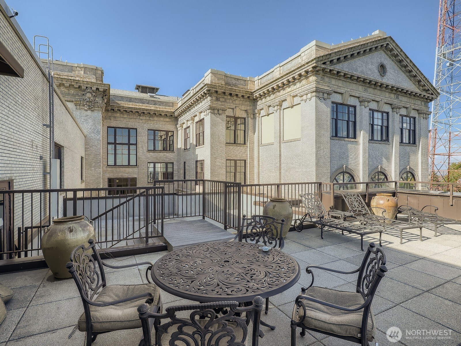 201 Galer Street, Unit 163 Seattle, WA 98109 - Photo 20 of 26 a view of a patio with couches table and chairs