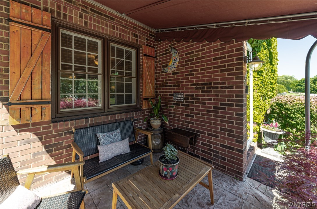 354 Wardman Road Tonawanda, NY 14217 - Photo 5 of 48