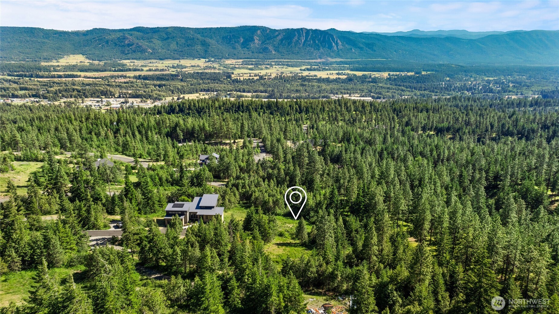 29 Frst Rdg Drive Cle Elum, WA 98922 - Photo 1 of 26 a view of lake with mountain