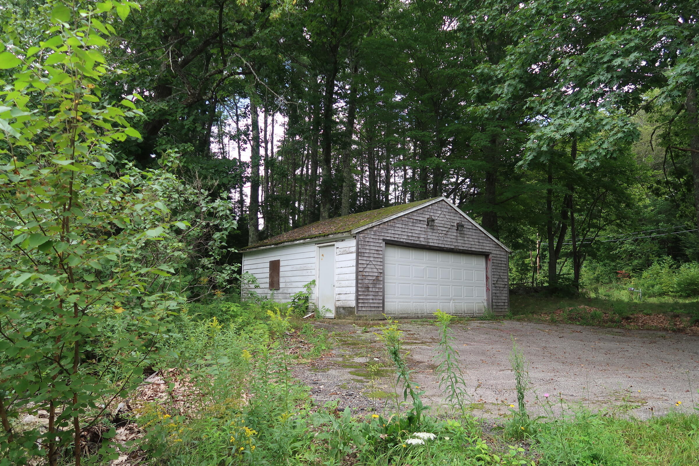 550 Whitefield Road Pittston, ME 04345 - Photo 10 of 45 IMG_8113