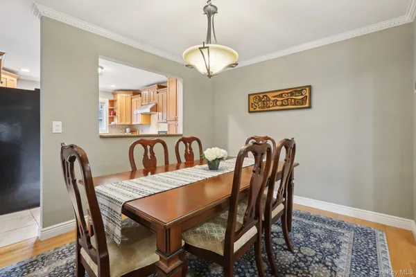 $574,900 | 26 Village Green, Unit 26, Bardonia, NY 10954